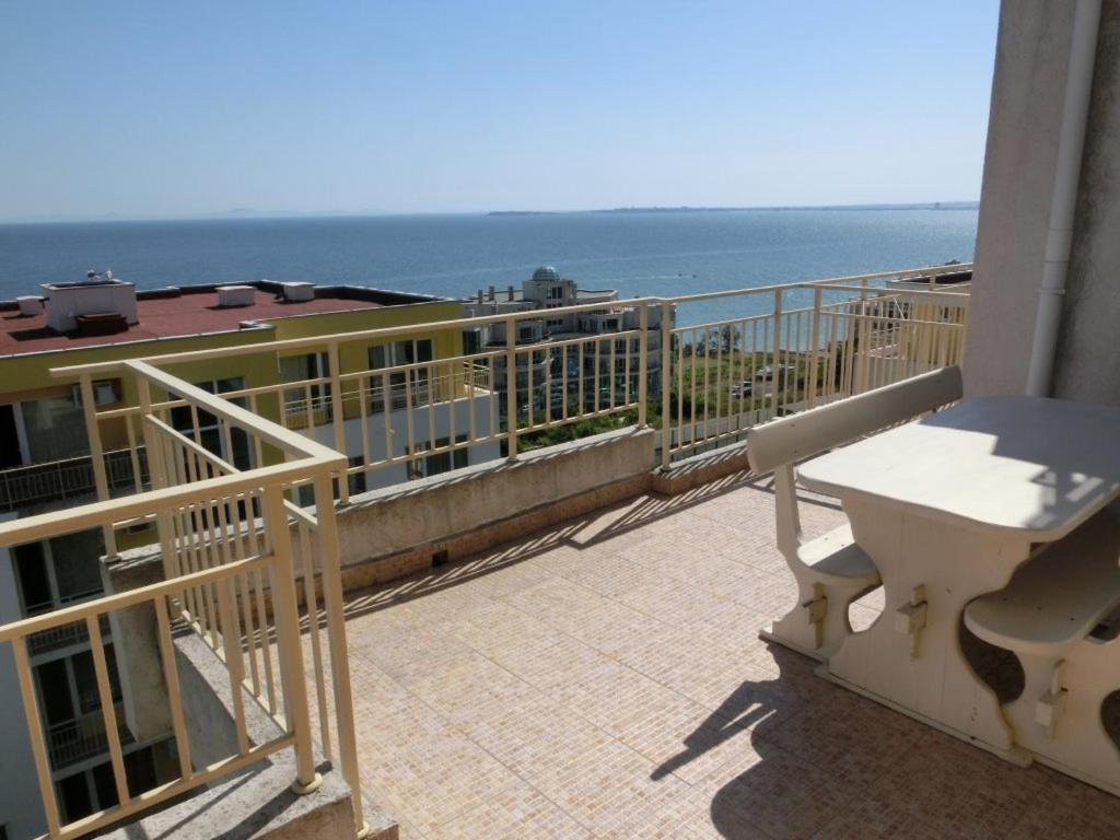 2 Bedroom Imperial Apartment With Panoramic Sea Views, Sveti Vlas Exteriér fotografie